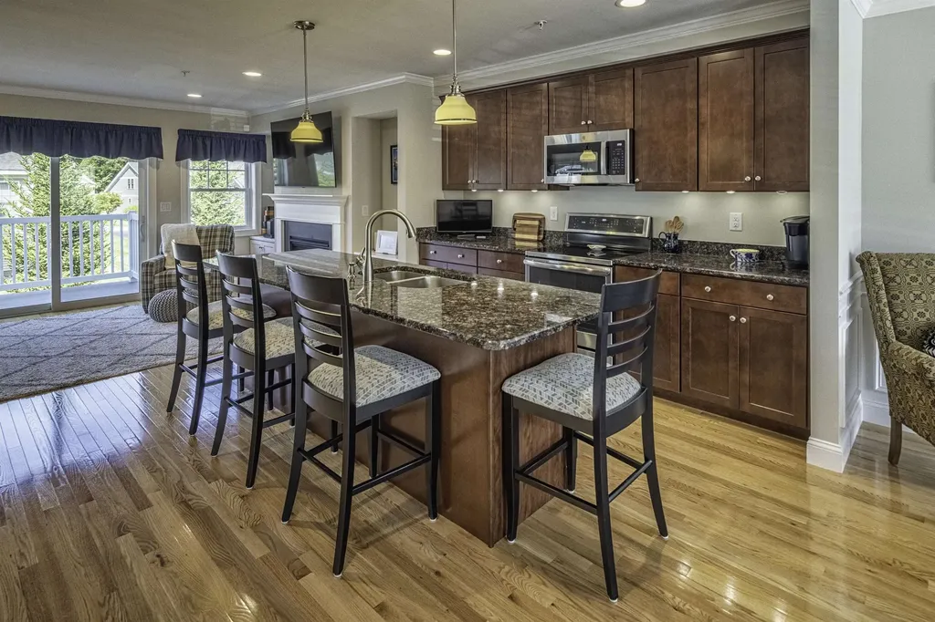 21 Artisan Way Dover NH 03820