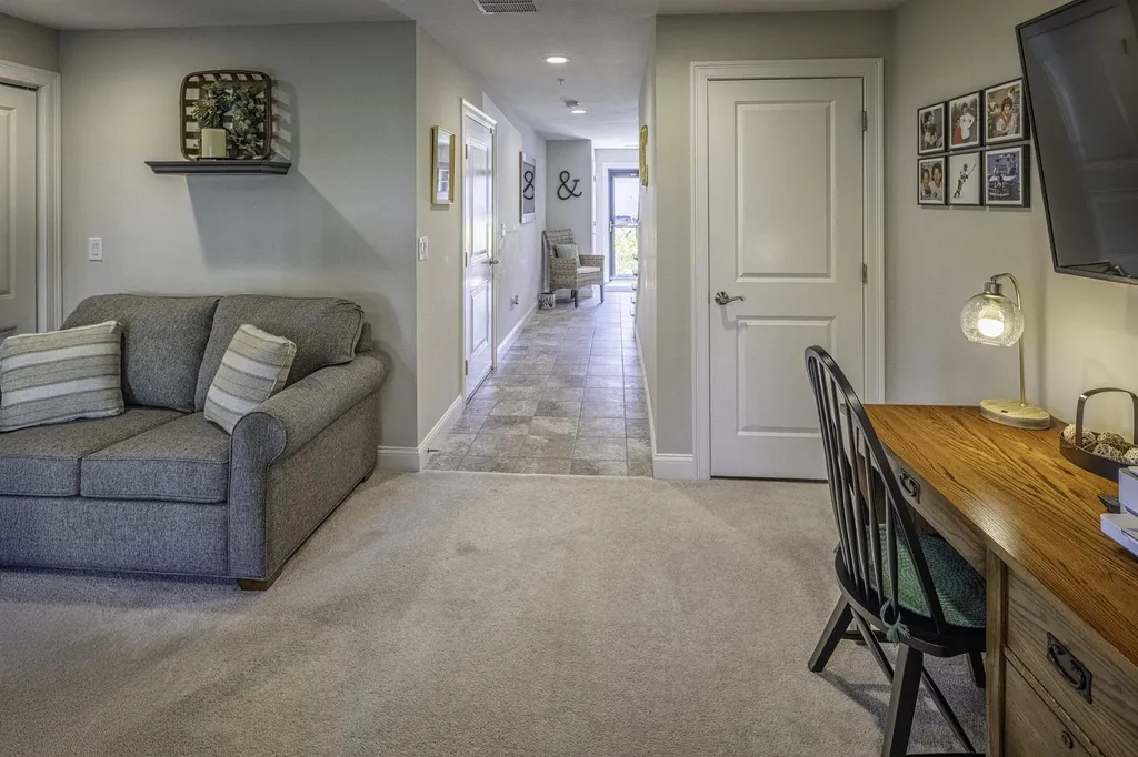 21 Artisan Way Dover NH 03820