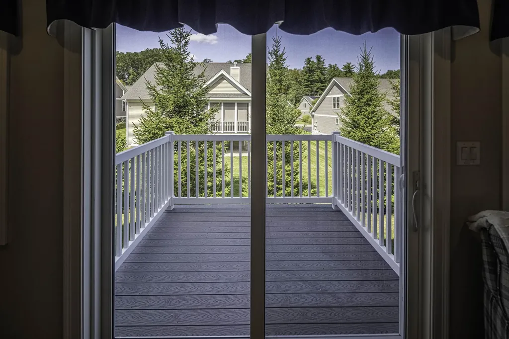 21 Artisan Way Dover NH 03820