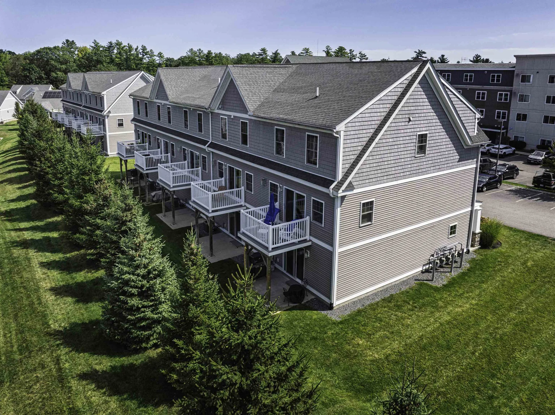 21 Artisan Way Dover NH 03820