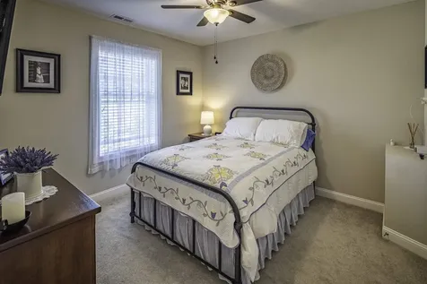 21 Artisan Way Dover NH 03820