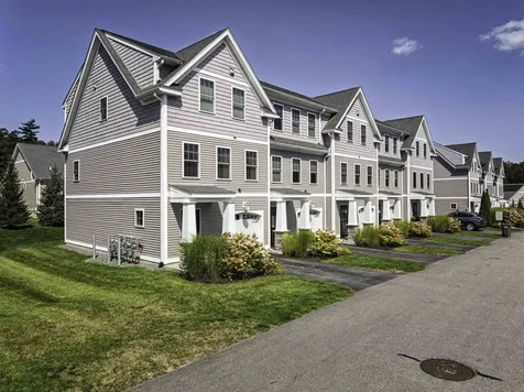 21 Artisan Way Dover NH 03820