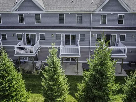 21 Artisan Way Dover NH 03820