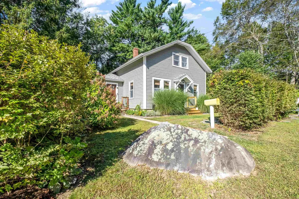 2 Arcola Street Dover NH 03820