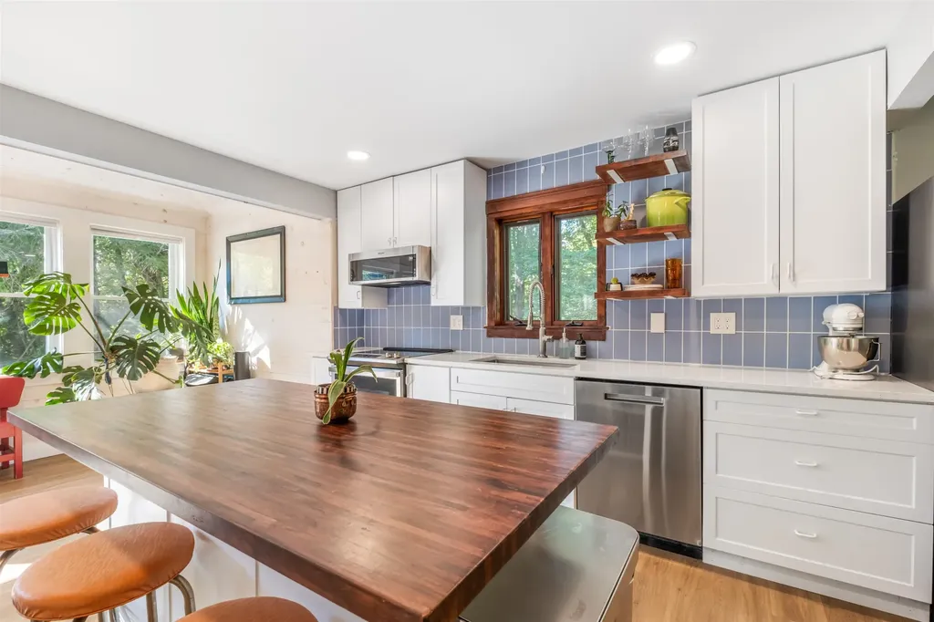 2 Arcola Street Dover NH 03820