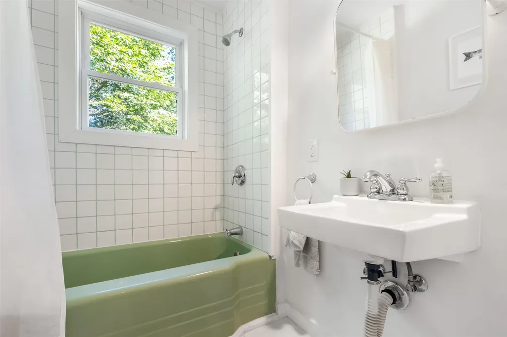 2 Arcola Street Dover NH 03820