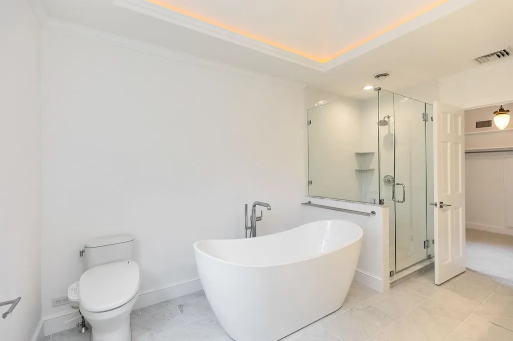 120 Ledgewood Road Manchester NH 03104