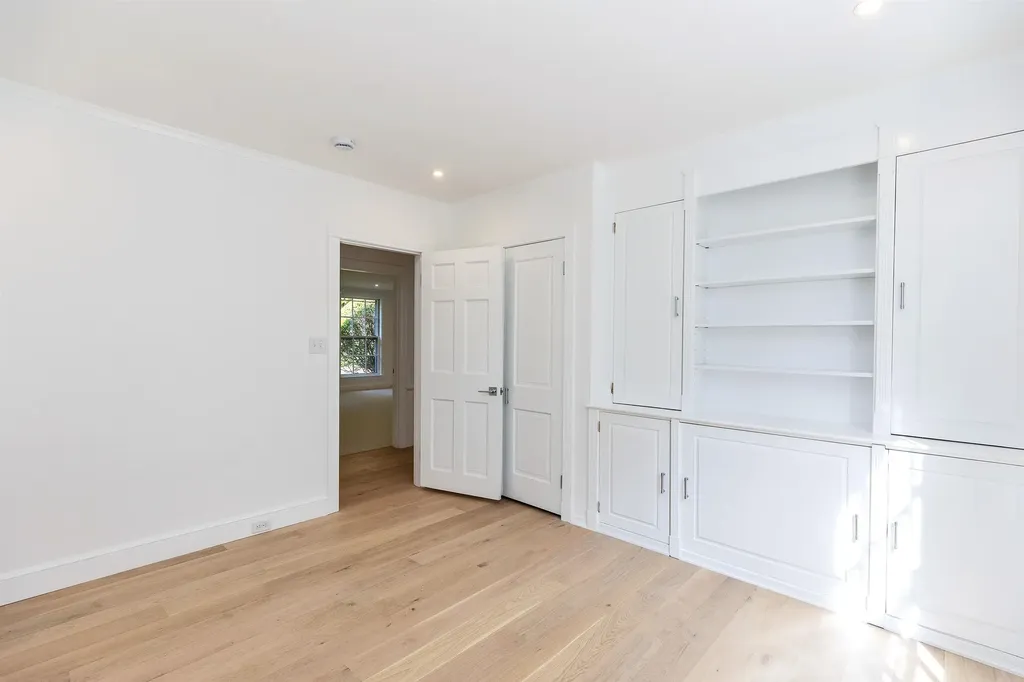 120 Ledgewood Road Manchester NH 03104