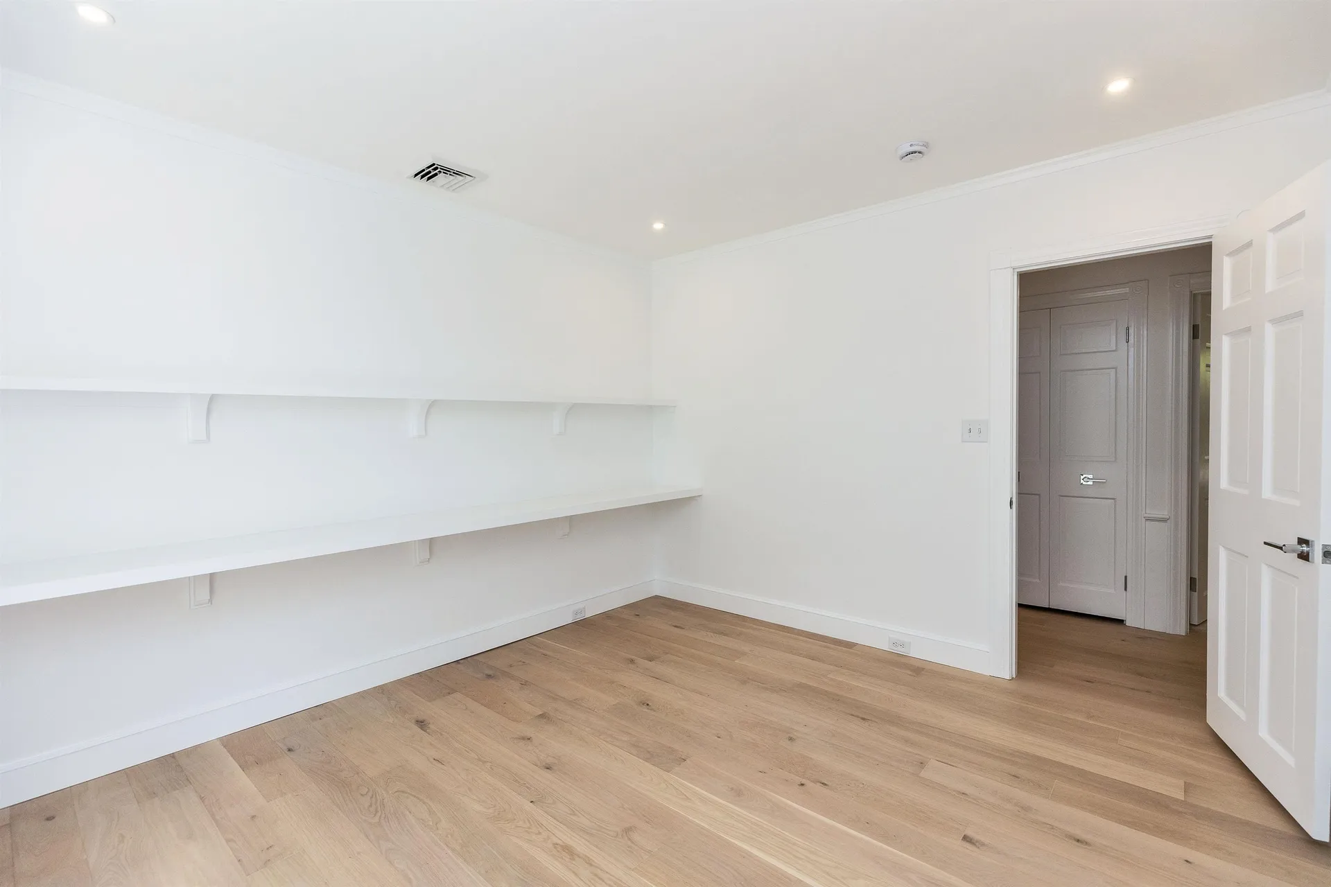 120 Ledgewood Road Manchester NH 03104