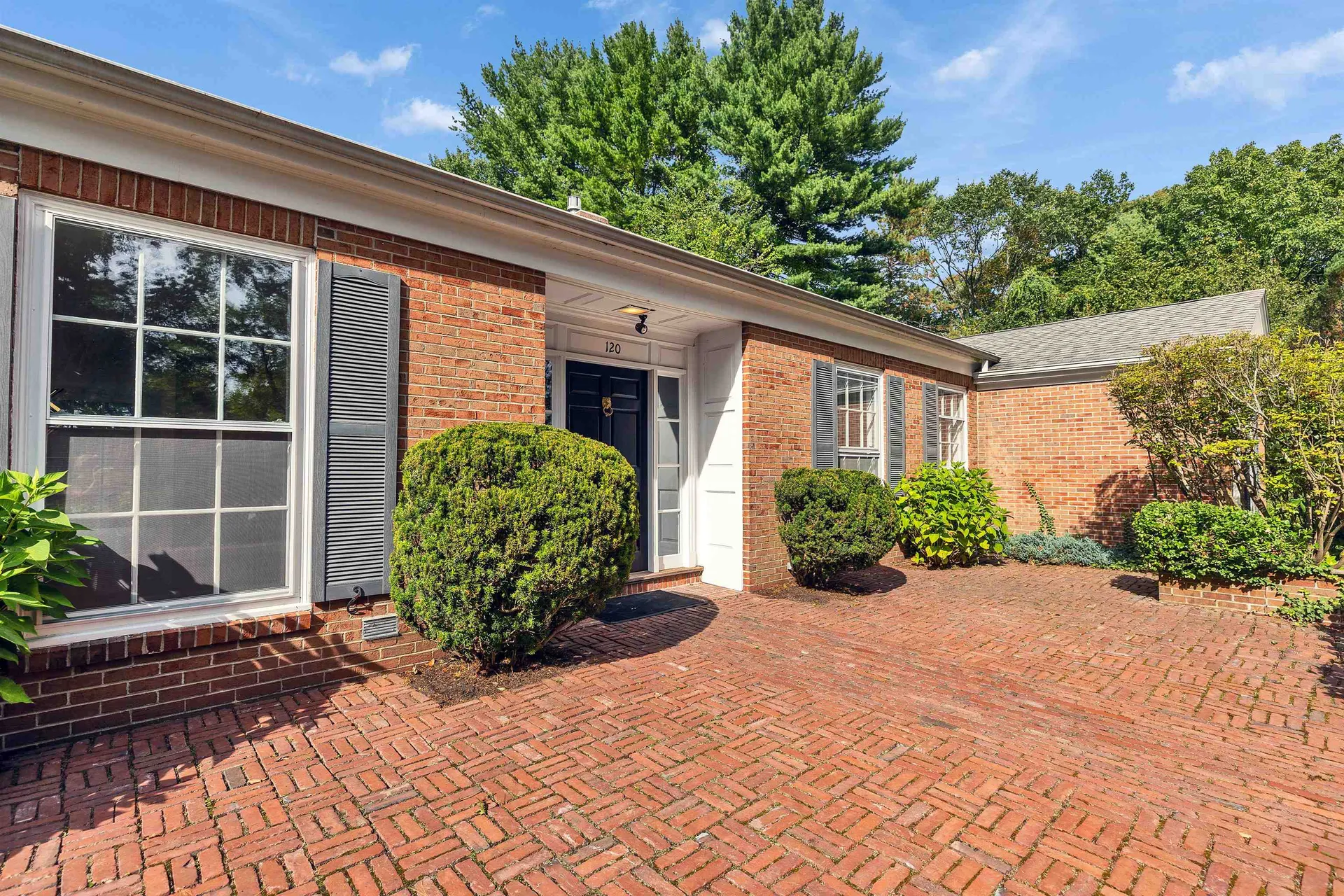 120 Ledgewood Road Manchester NH 03104