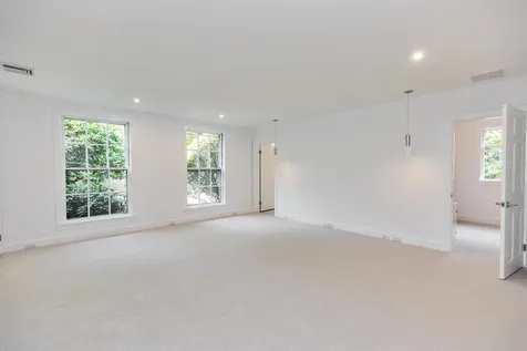 120 Ledgewood Road Manchester NH 03104