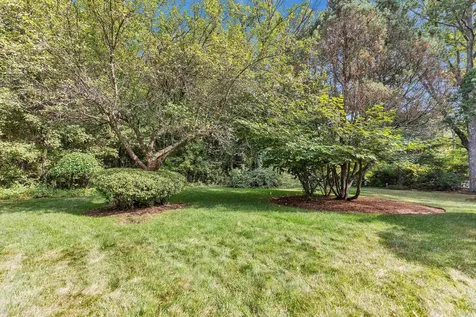 120 Ledgewood Road Manchester NH 03104