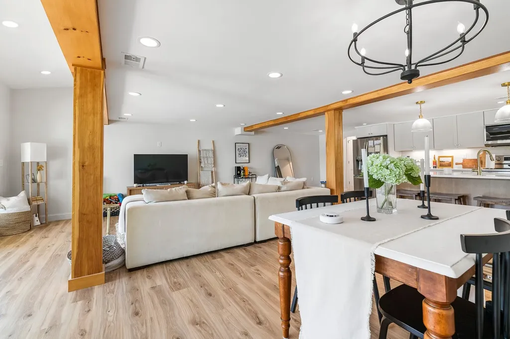 95 Lake Shore Road Salem NH 03079