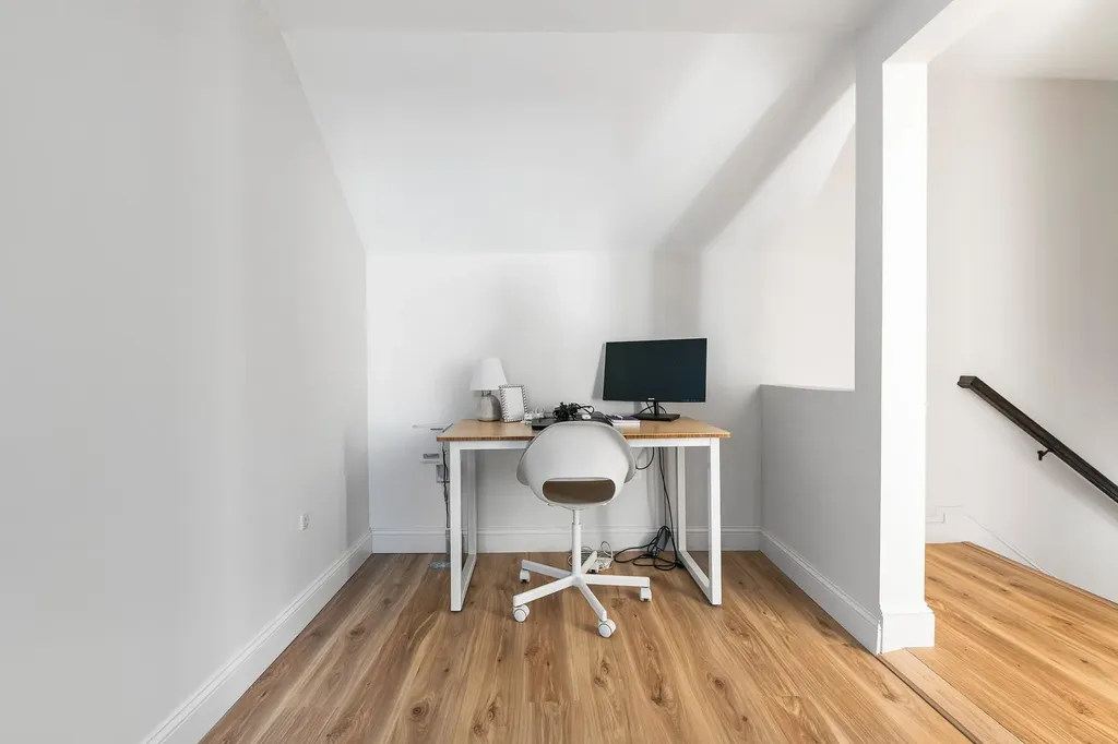 95 Lake Shore Road Salem NH 03079