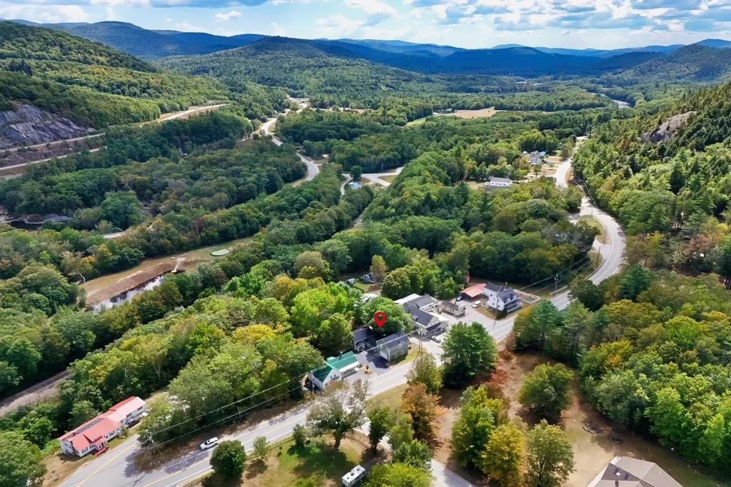 1033 Daniel Webster Highway Woodstock NH 03262