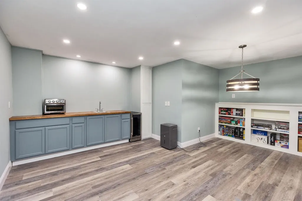 5 Horizon Drive Litchfield NH 03052
