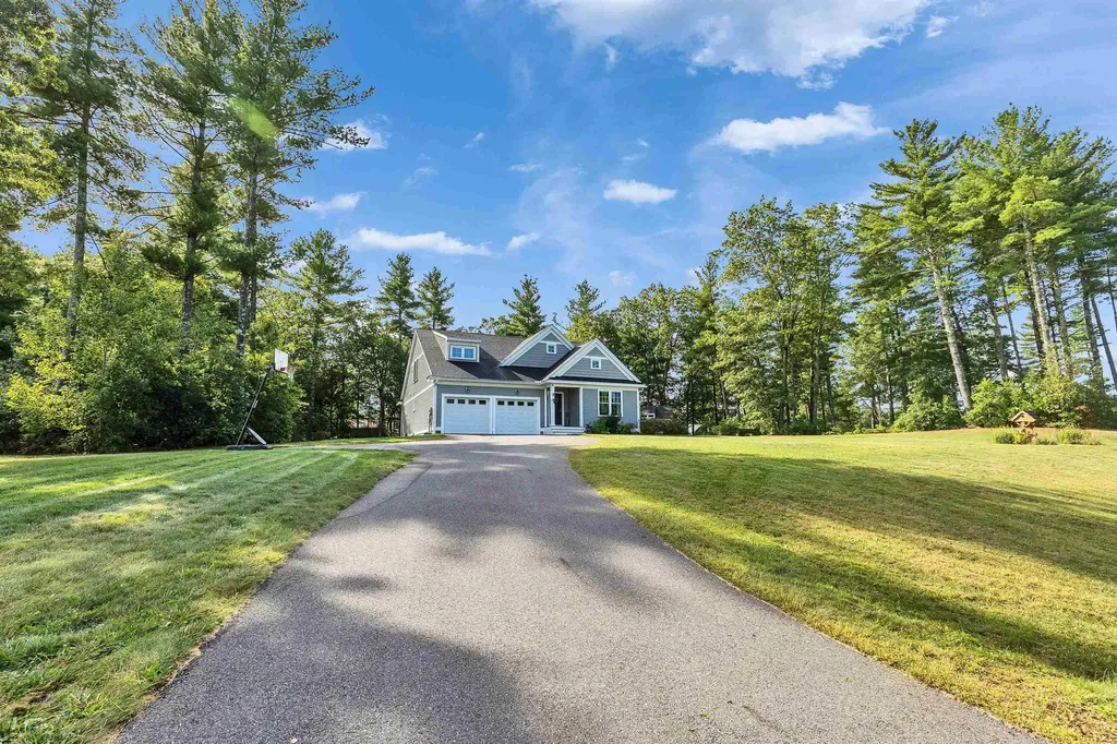 5 Horizon Drive Litchfield NH 03052