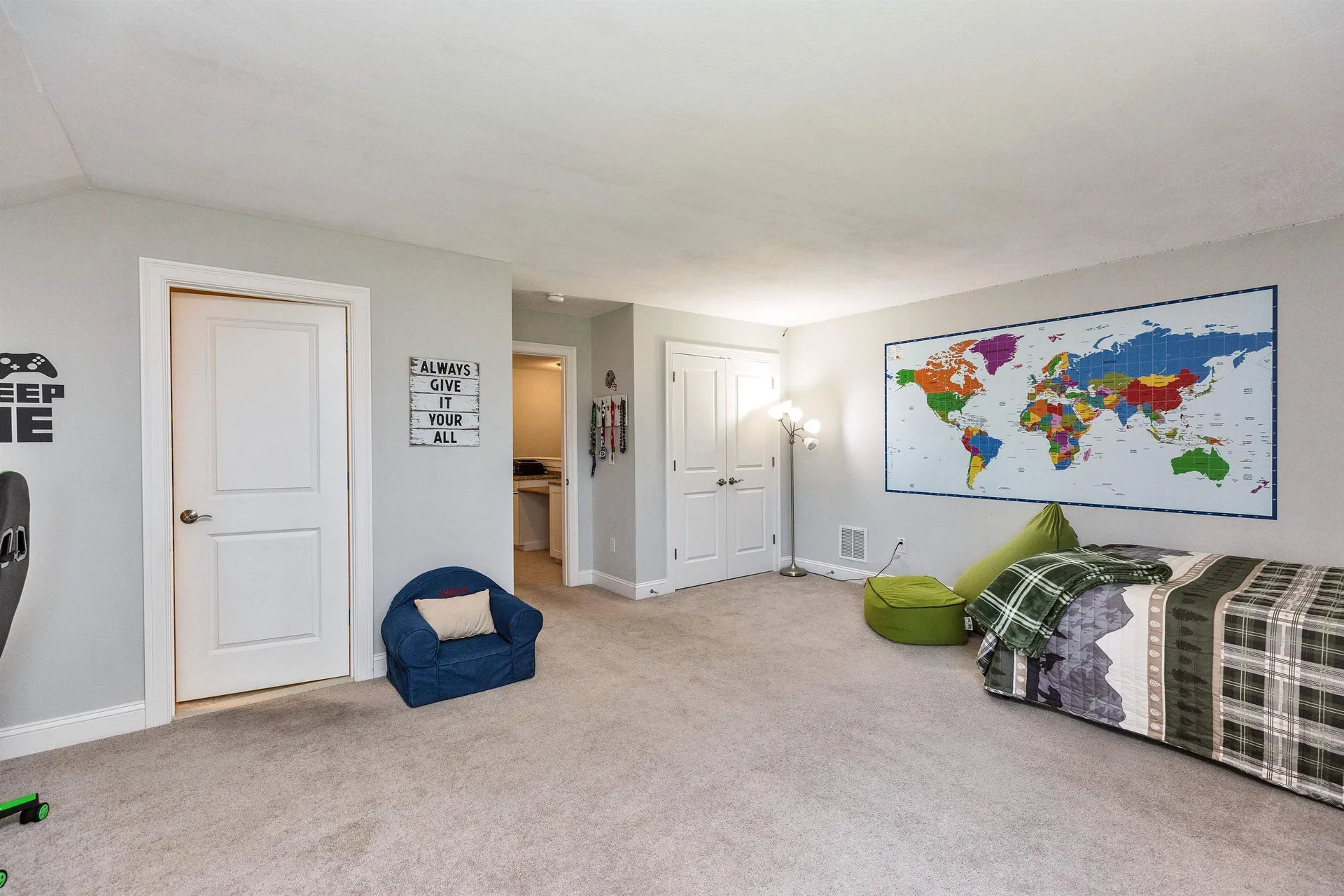 5 Horizon Drive Litchfield NH 03052