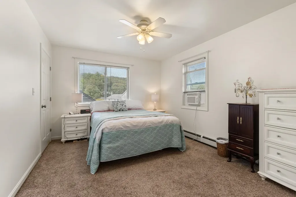 4 Dismukes Street Kittery ME 03904