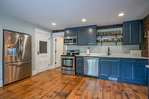138 Tibbetts Hill Road Goffstown NH 03045