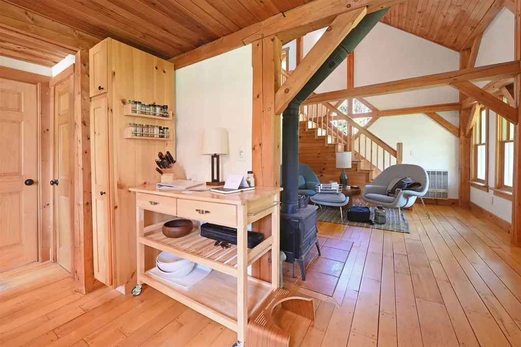 420 Steendom Lane Lyndon VT 05852