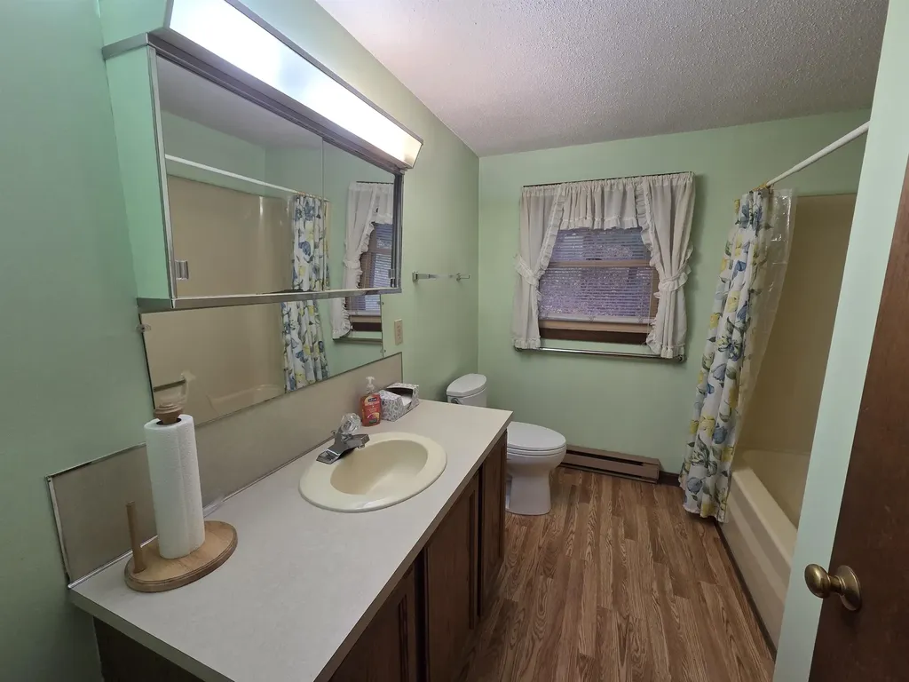 21 Evenchance Road Enfield NH 03748