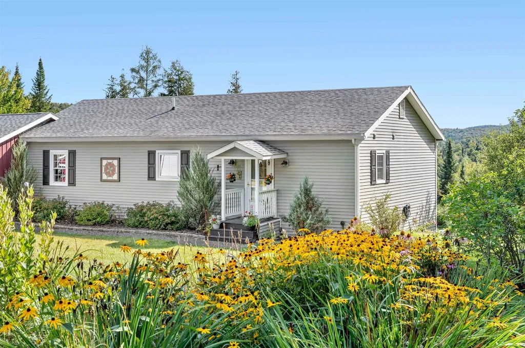 80 Center Road Hardwick VT 05843