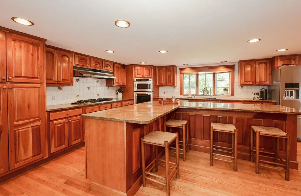 12 Goonan Road Hooksett NH 03106