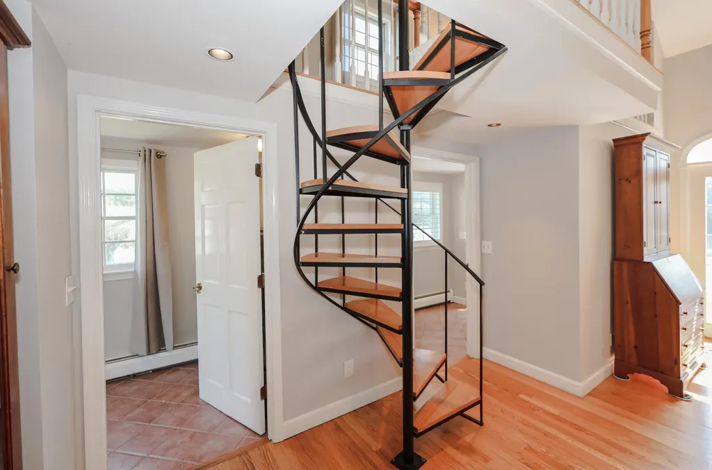 12 Goonan Road Hooksett NH 03106