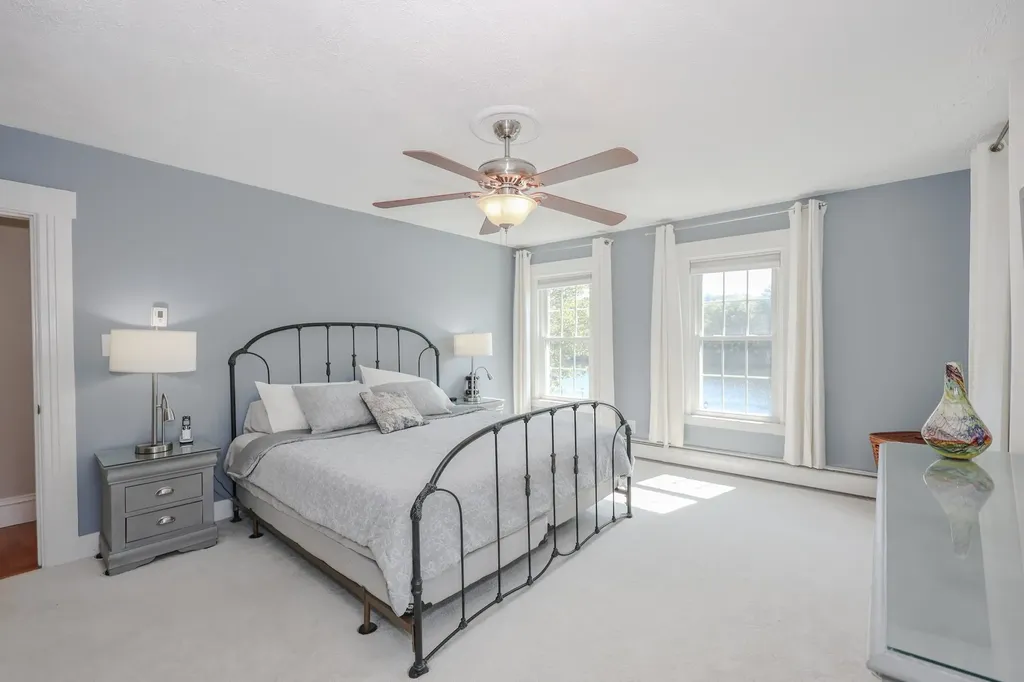 12 Goonan Road Hooksett NH 03106