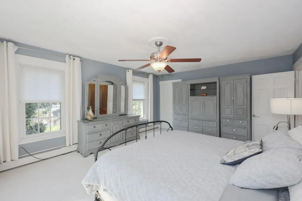 12 Goonan Road Hooksett NH 03106