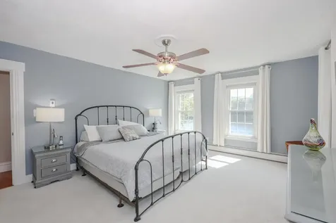 12 Goonan Road Hooksett NH 03106