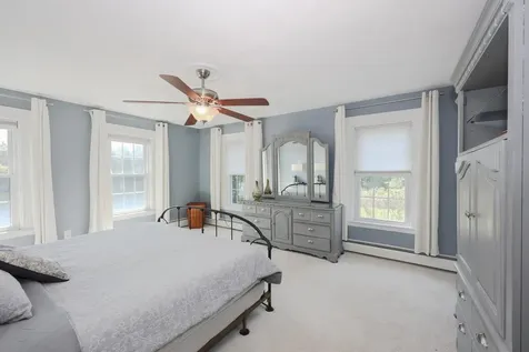 12 Goonan Road Hooksett NH 03106