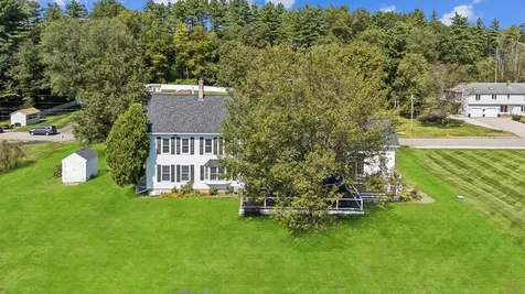 12 Goonan Road Hooksett NH 03106