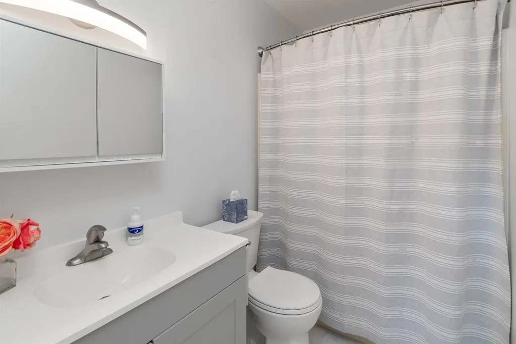 39 Grey Birch Drive Colchester VT 05446