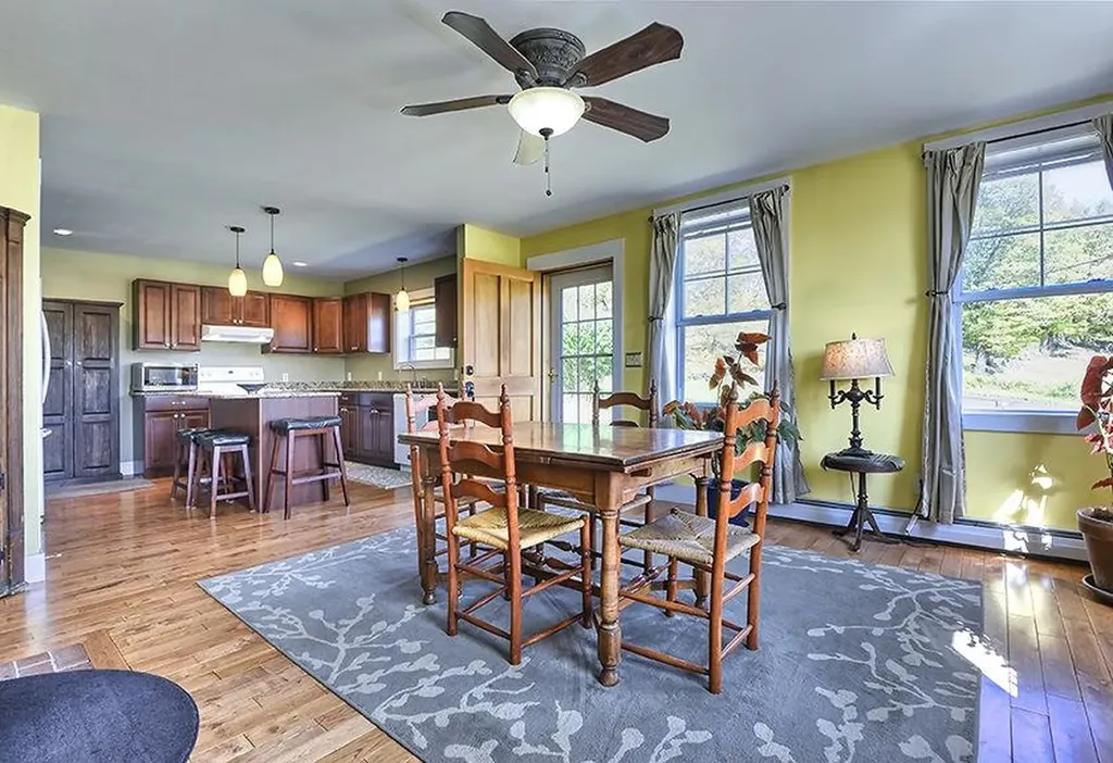 1573 Flamstead Road Chester VT 05143