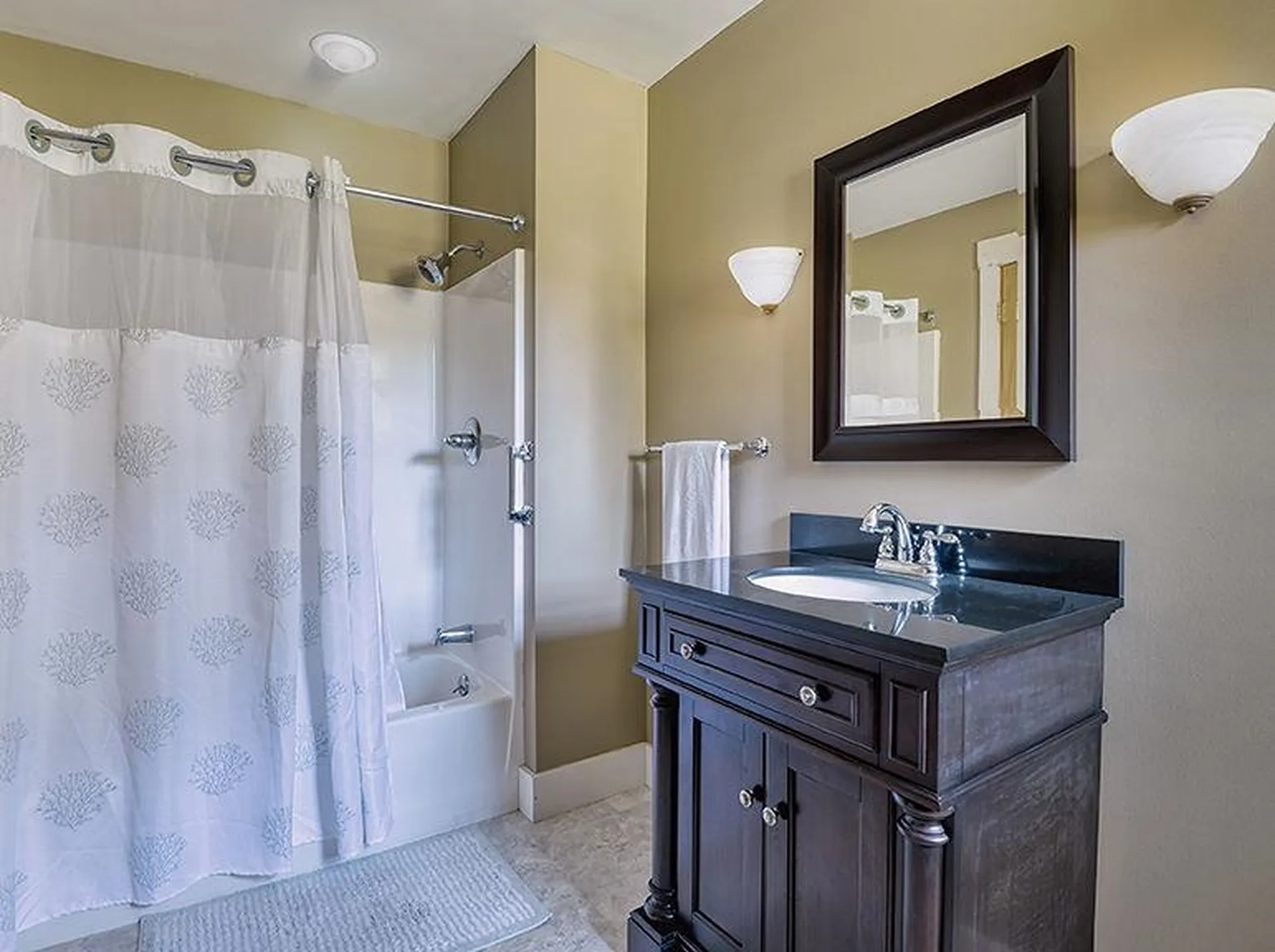 1573 Flamstead Road Chester VT 05143