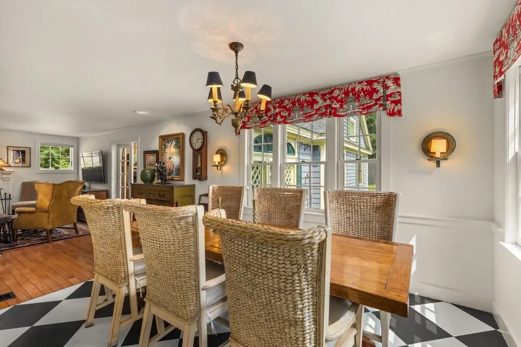 4 Elm Hill Road Peterborough NH 03458