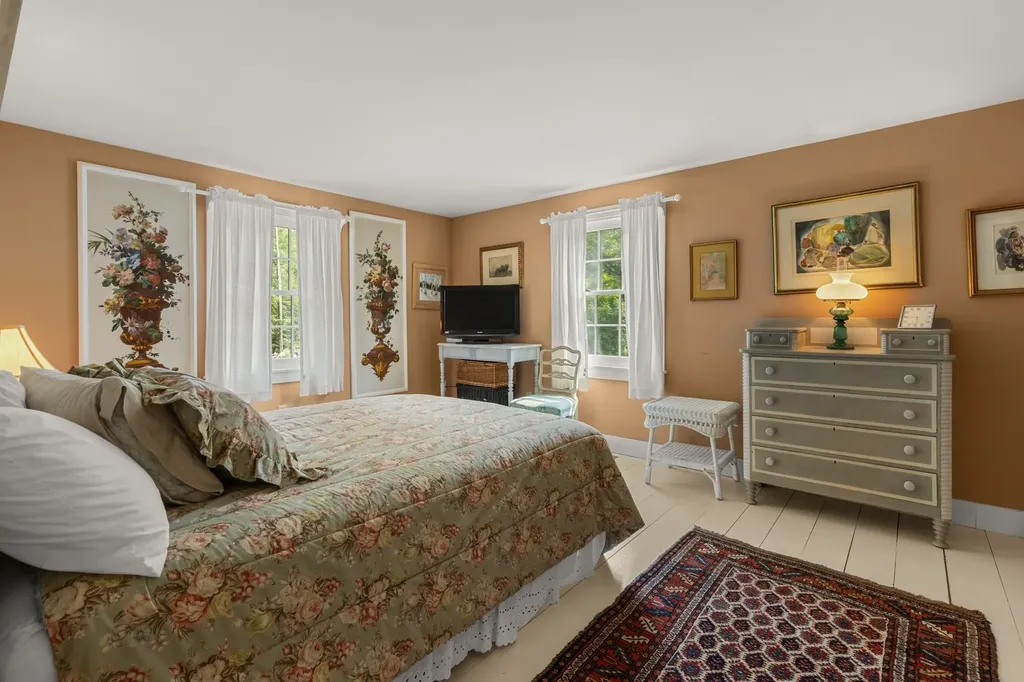 4 Elm Hill Road Peterborough NH 03458