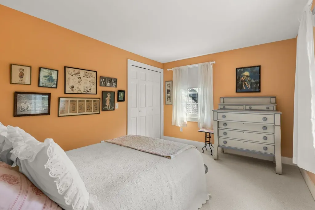 4 Elm Hill Road Peterborough NH 03458