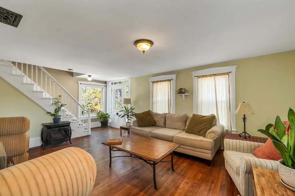 236 Main Street Candia NH 03034