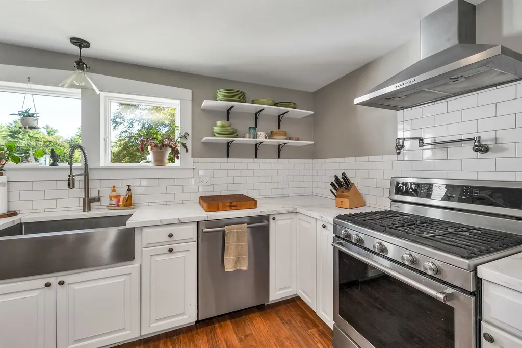 236 Main Street Candia NH 03034