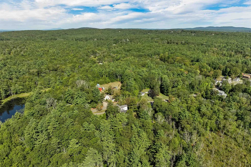 236 Main Street Candia NH 03034