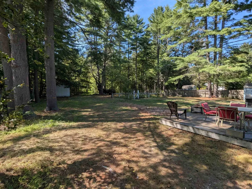 37 Chatel Road Goffstown NH 03045