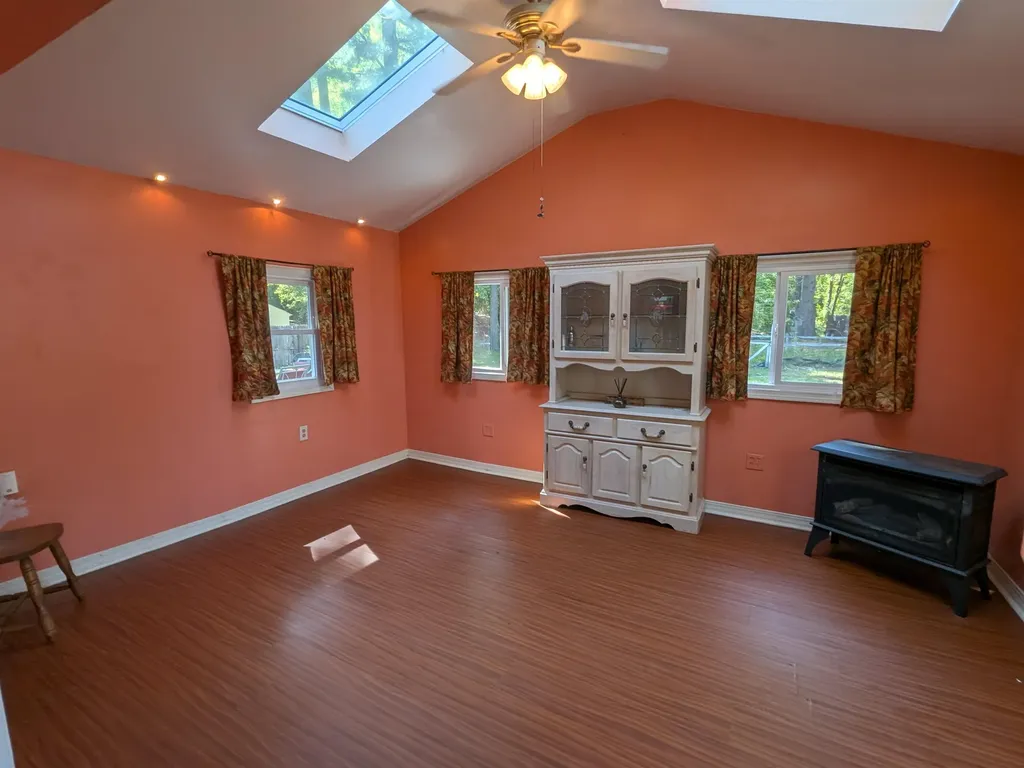 37 Chatel Road Goffstown NH 03045