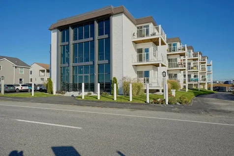 493 Ocean Boulevard Hampton NH 03842