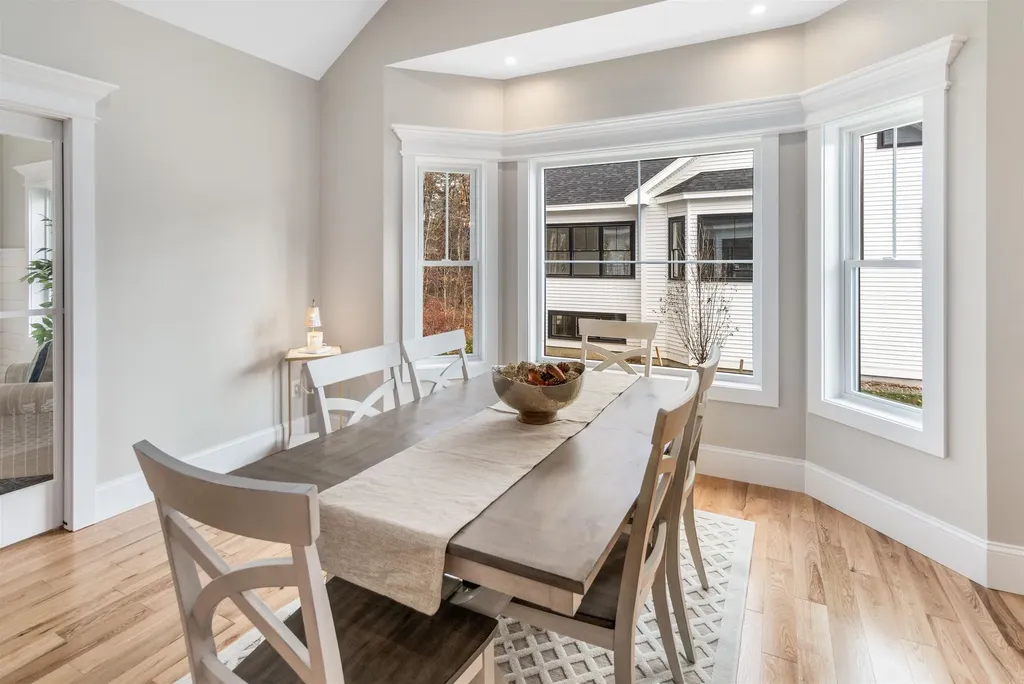 16 Little River Road Exeter NH 03833