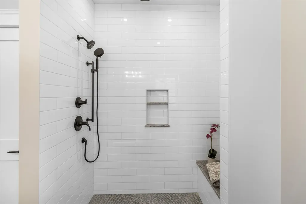 16 Little River Road Exeter NH 03833