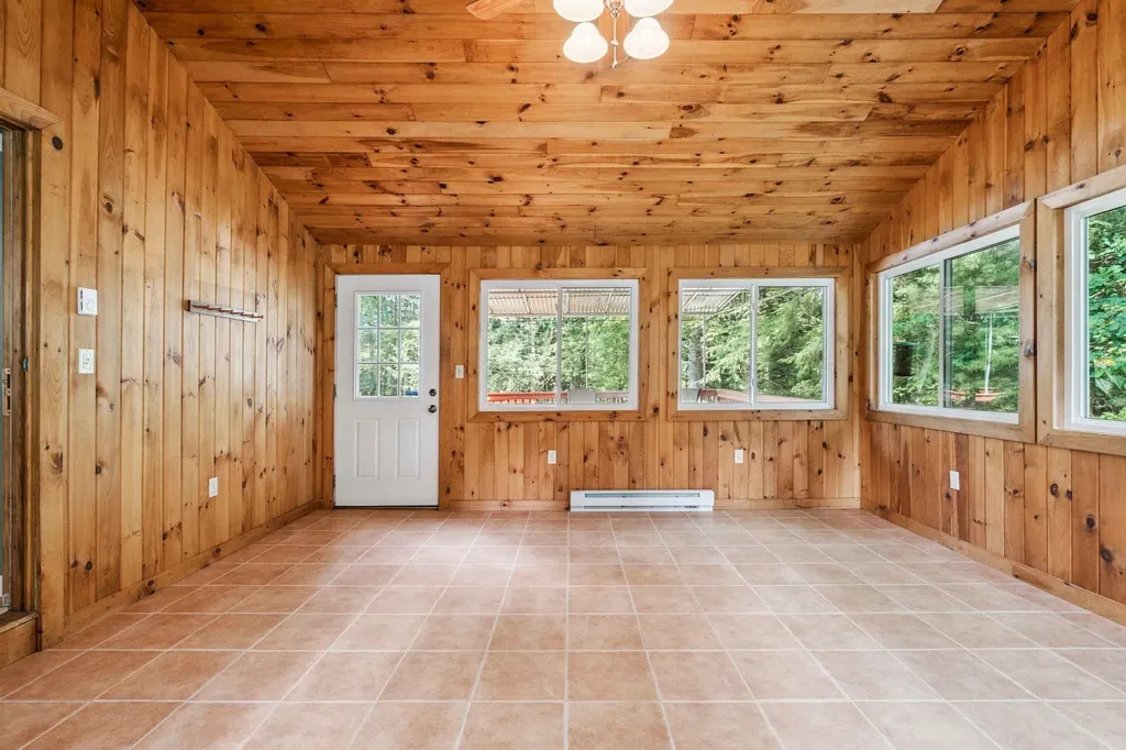 30 Beebe Lane Merrimack NH 03054