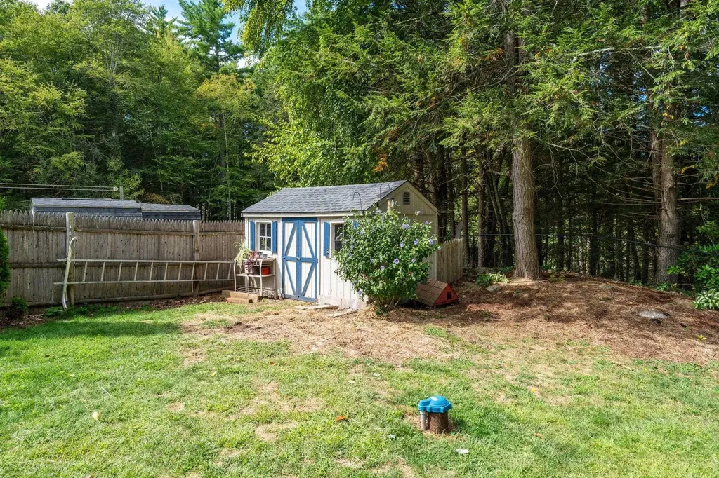 30 Beebe Lane Merrimack NH 03054